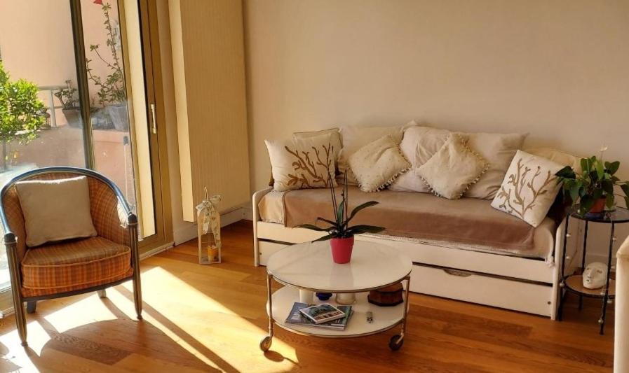 מאנדליה-לה-נאפול Chambre Lit 2 Personnes Dans Appartement Du Logeur מראה חיצוני תמונה
