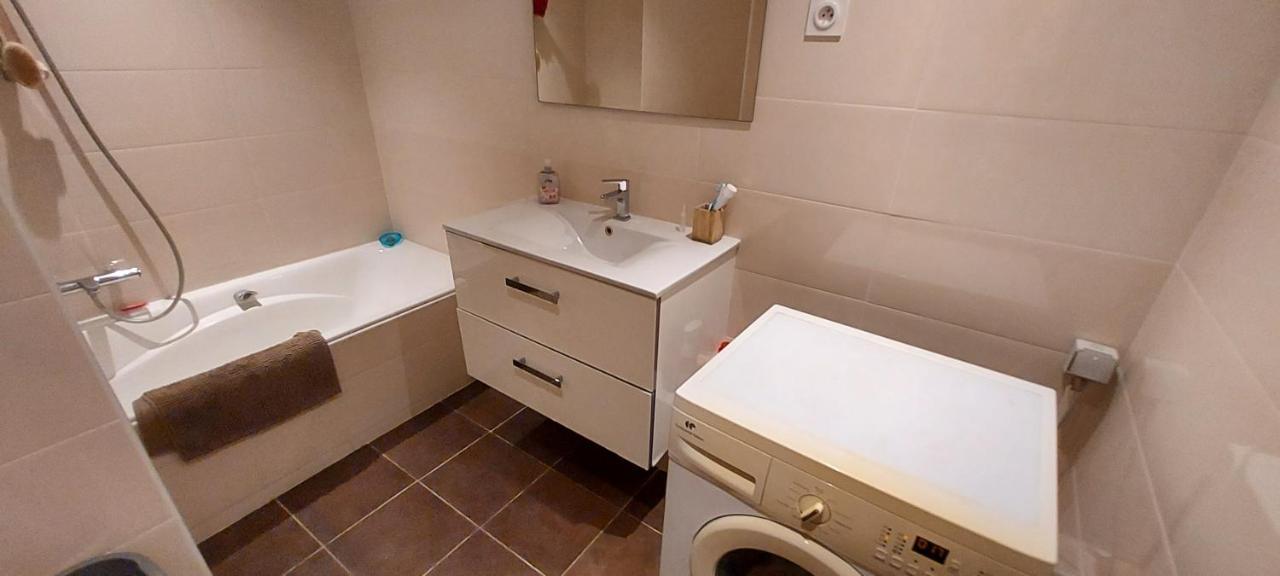 מאנדליה-לה-נאפול Chambre Lit 2 Personnes Dans Appartement Du Logeur מראה חיצוני תמונה